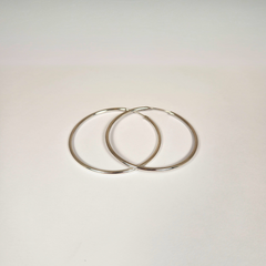 Aros Argollas Clásicas de Plata 925 – Diseño Delgado